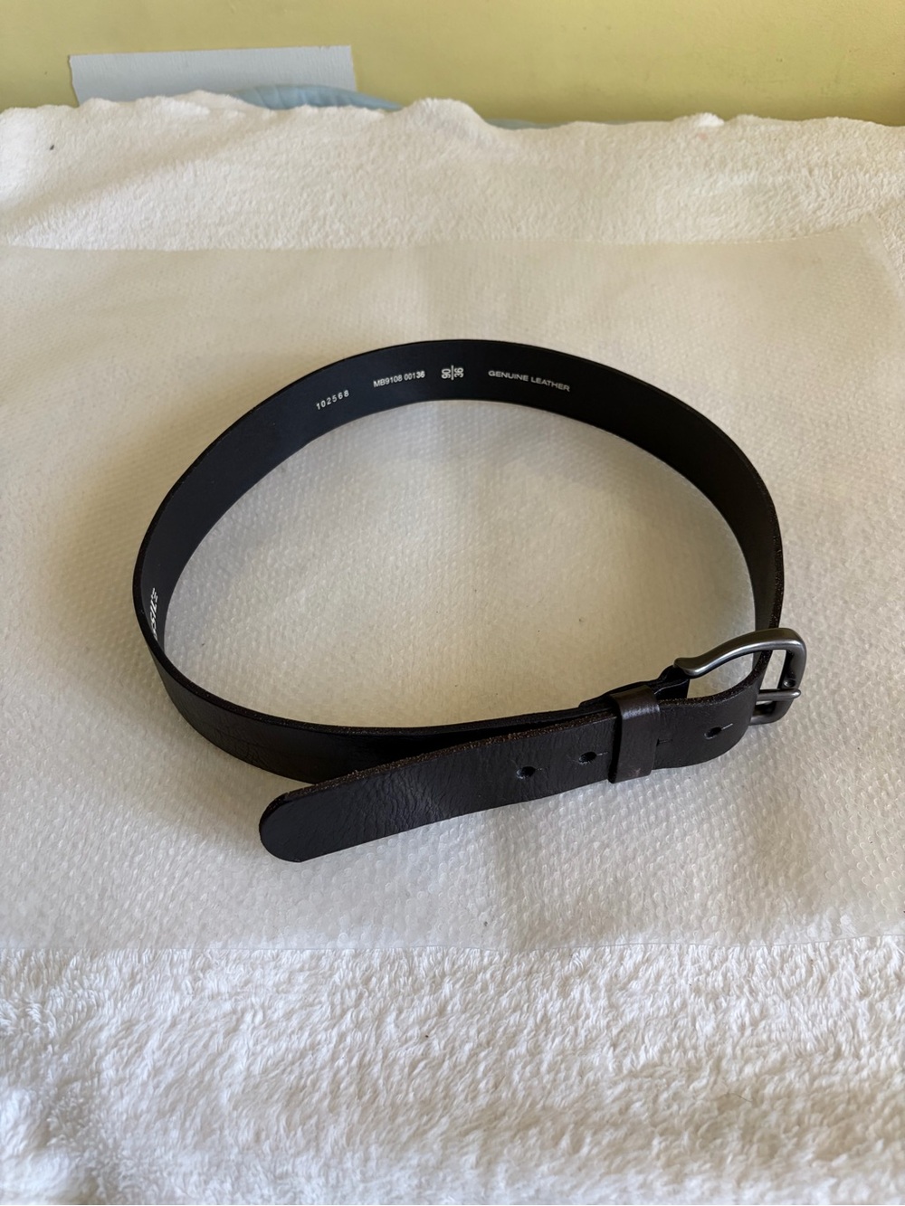Fossil Men's Dark Brown Leather Belt with Gunmetal Buckle